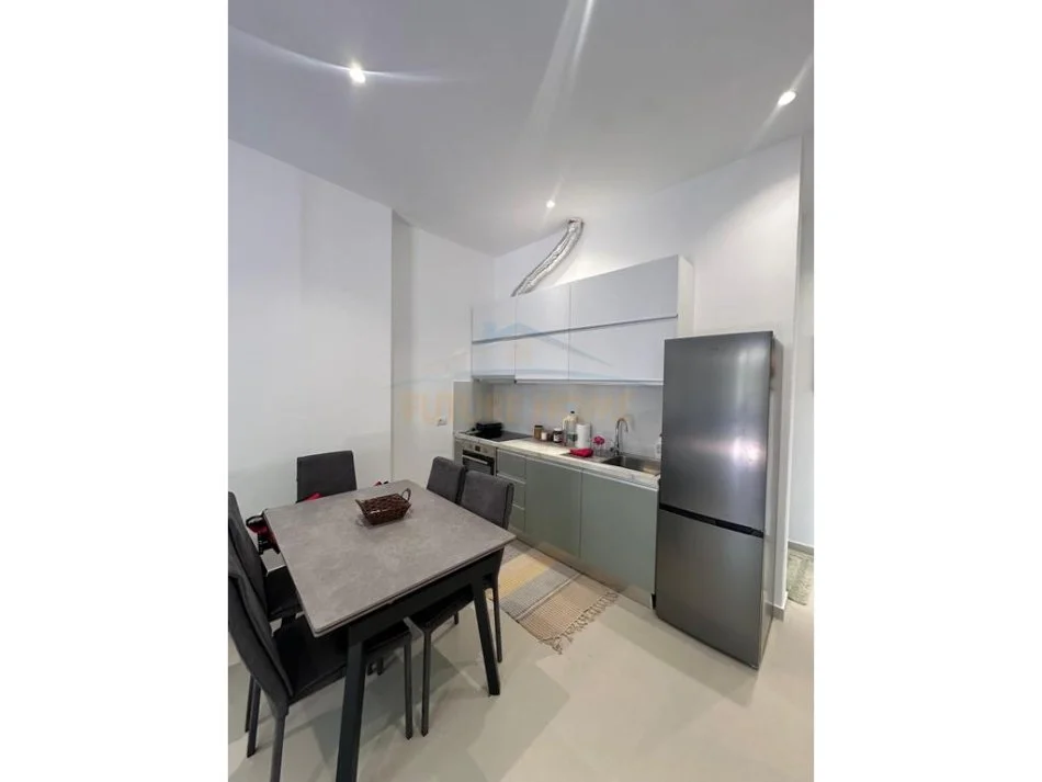 Durres, shitet apartament 2+1 Kati 0, 150.000 € 