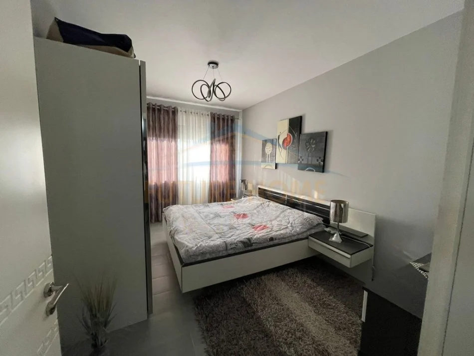 Tirane, shitet apartament 1+1 Kati 6, 63 m² 95.000 € (Unaza e Re)