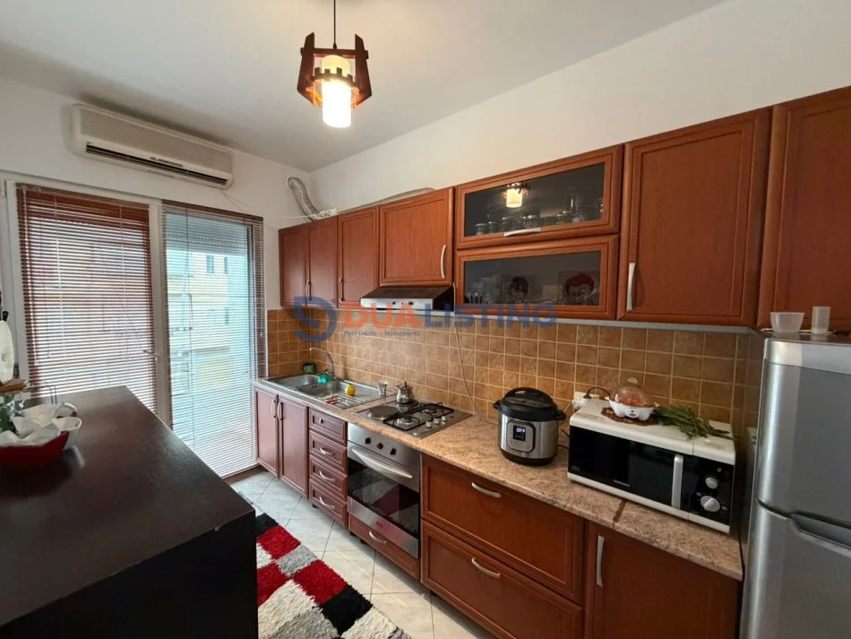 Tirane, shitet apartament 2+1 , 106 m² 125.000 € (Fresku)