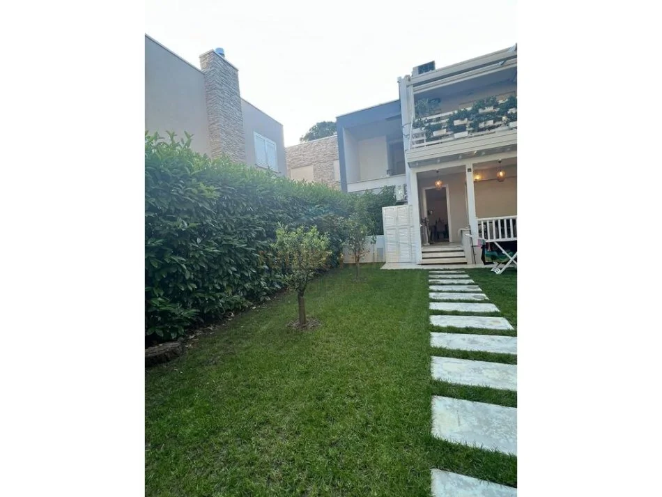 Durres, shitet apartament 2+1 Kati 0, 58 m² 295.000 € 