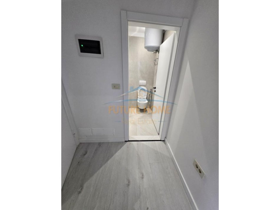 Tirane, jepet me qera apartament 1+1 Kati 5, 45 m² 600 € (MYSLYM SHYRI)