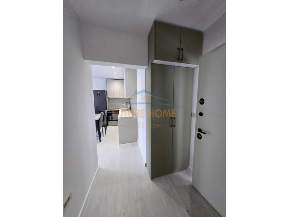 Tirane, jepet me qera apartament 1+1 Kati 5, 45 m² 600 € (MYSLYM SHYRI)