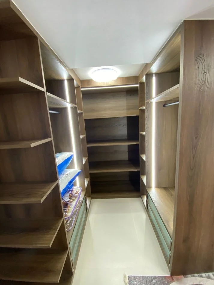 Durres, jepet me qera apartament duplex 2+1+Aneks+Ballkon Kati 1, 120 m² 800 € (Kodra e diellit 2)