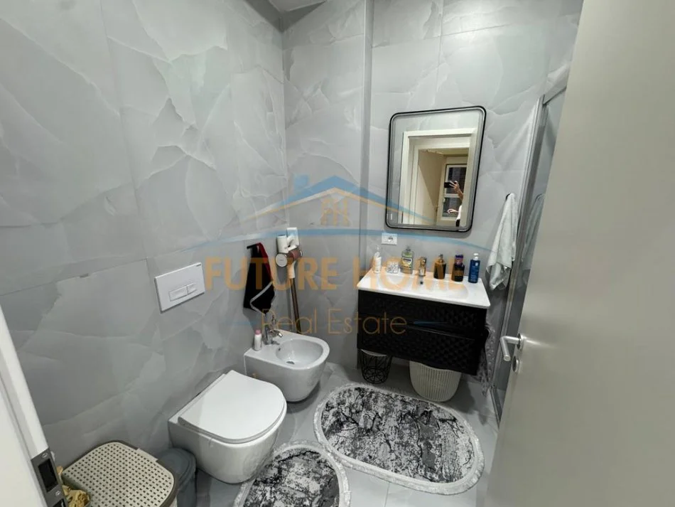 Tirane, shitet apartament 2+1+Ballkon Kati 5, 86 m² 160.000 € (Kompleksi Kaimi, Ali Dem)