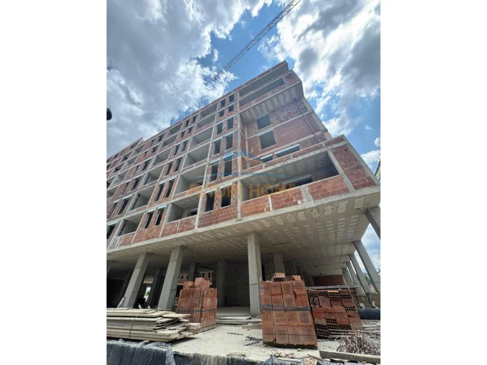 Shitet, Apartament 2+1+2, Univers City 90,000 €