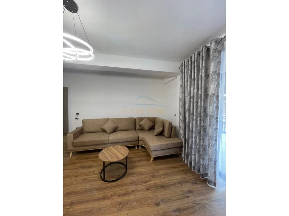 Tirane, jap me qera apartament 1+1 Kati 2, 91 m² 650 € (KODRA E DIELLIT 2)
