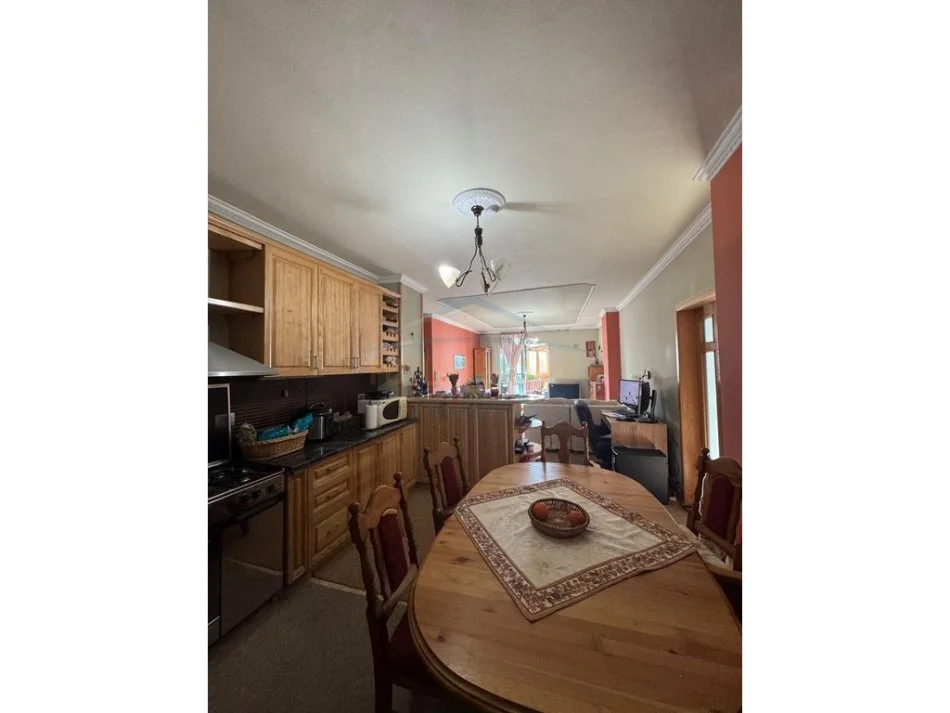 Tirane, shitet apartament 2+1+Ballkon Kati 5, 118 m² 160.000 € (Fresk)