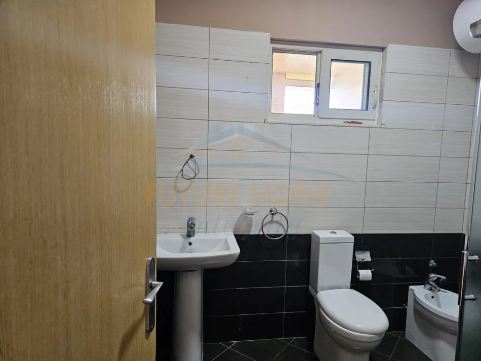 Tirane, shitet apartament duplex Dublex Kati 5, 112 m² 160.000 € (Ish Tregu Elektrik)