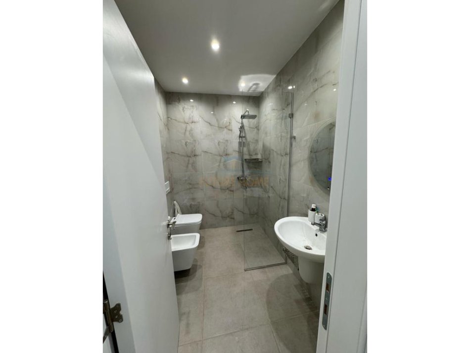 Tirane, shitet apartament 2+1 Kati 2, 110 m² 235.000 € (Kodra e Diellit)