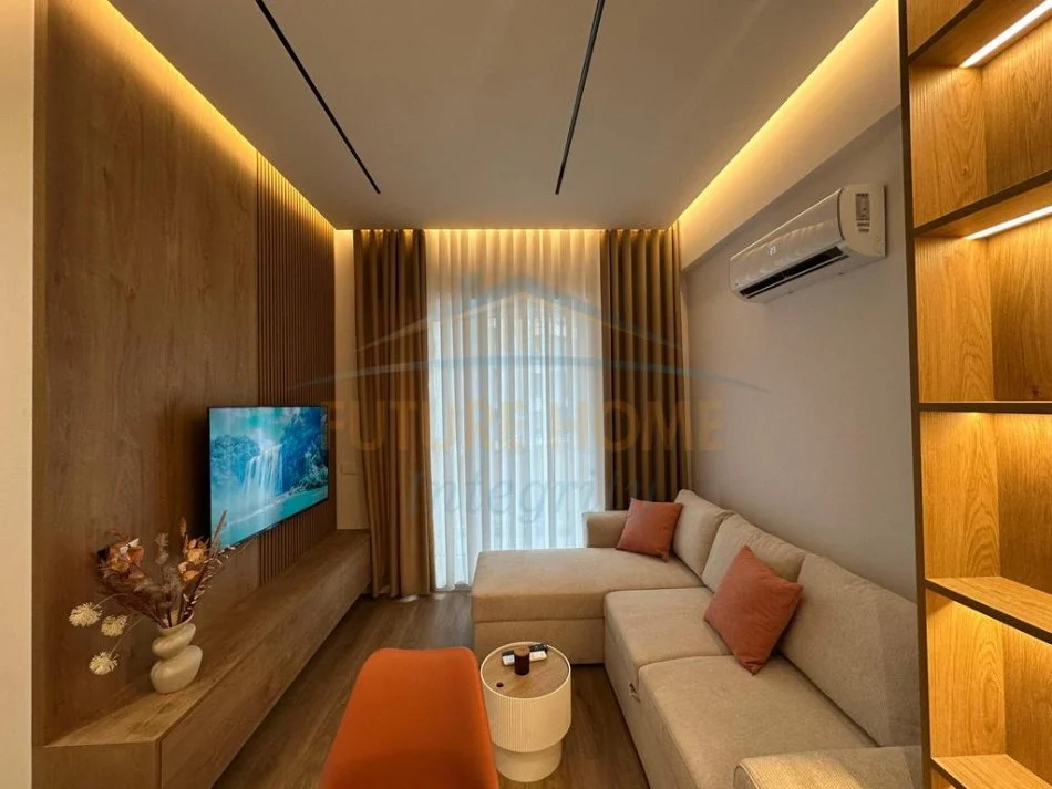 Tirane, jepet me qera apartament 1+1+Ballkon Kati 3, 45 m² 400 € (Fresk)