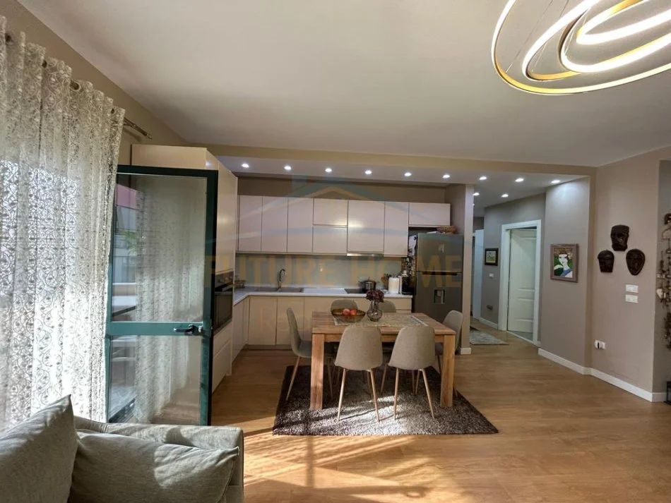 Vollga, shitet apartament 3+1+Ballkon Kati 3, 112 m² 185.000 € (Durres)