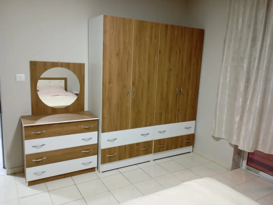 Tirane, jepet me qera apartament 2+1 Kati 2, 90 m² 700 € (Rrethi i Komunës së Parisit)