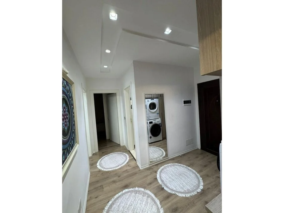 Tirane, jepet me qera apartament 2+1 Kati 7, 78 m² 750 € (Don Bosko)