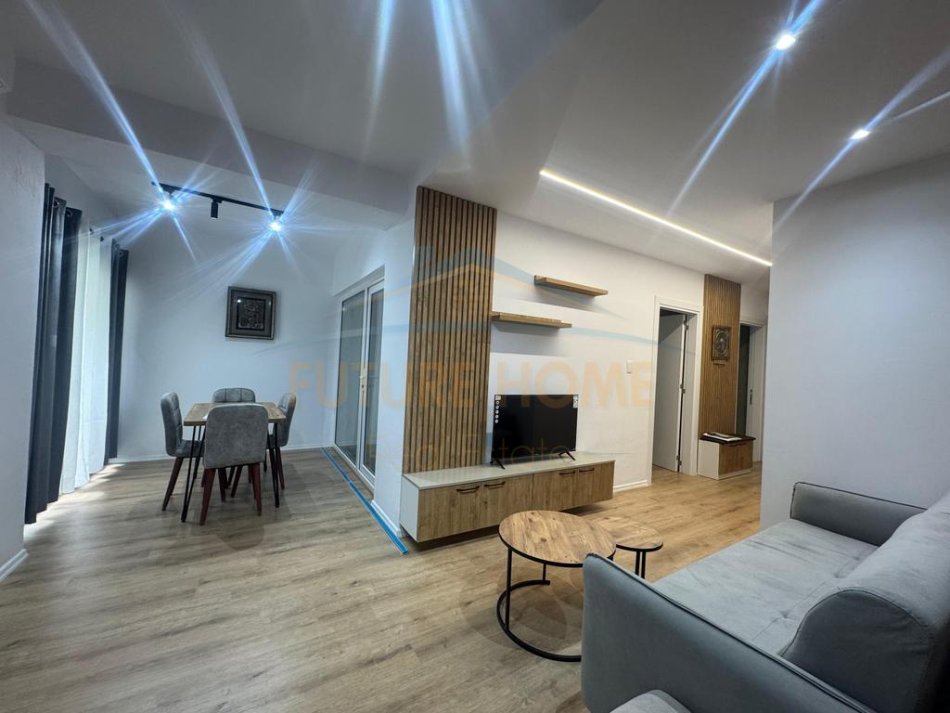 Tirane, jepet me qera apartament 2+1 Kati 1, 76 m² 550 € (Kodra e Diellit)
