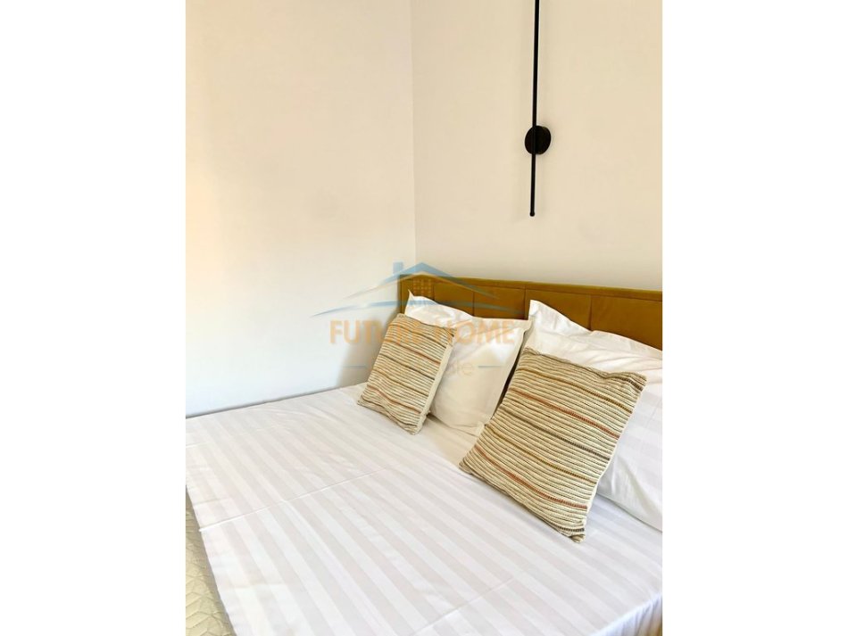 Tirane, shes apartament 1+1 Kati 4, 43 m² 143.000 € (Kafe Flora)