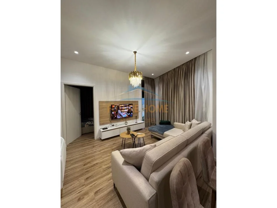 Tirane, shitet apartament 2+1 Kati 0, 87 m² 152.000 € (Rruga Frosina Plaku)