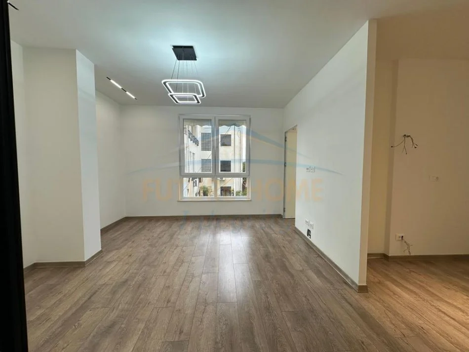 Tirane, shitet apartament 2+1 Kati 3, 77 m² 178.000 € 