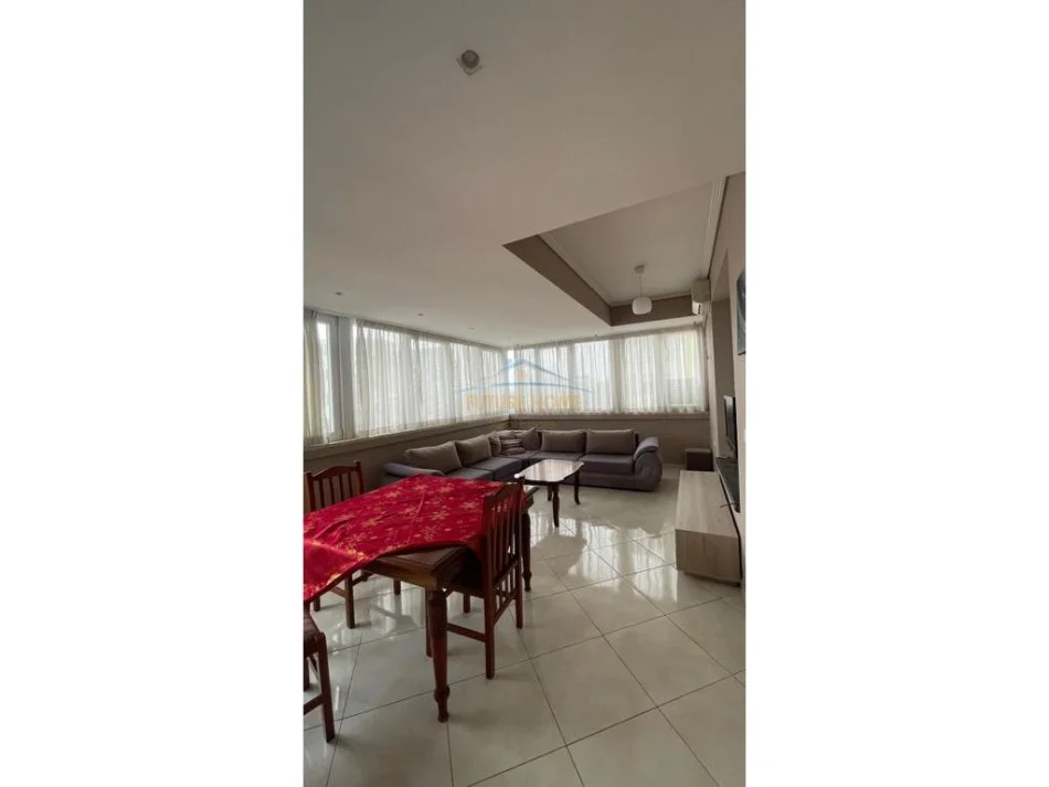 Tirane, shitet apartament 2+1 Kati 4, 98 m² 152.000 € (Rruga Ylbere Bylykbashi)