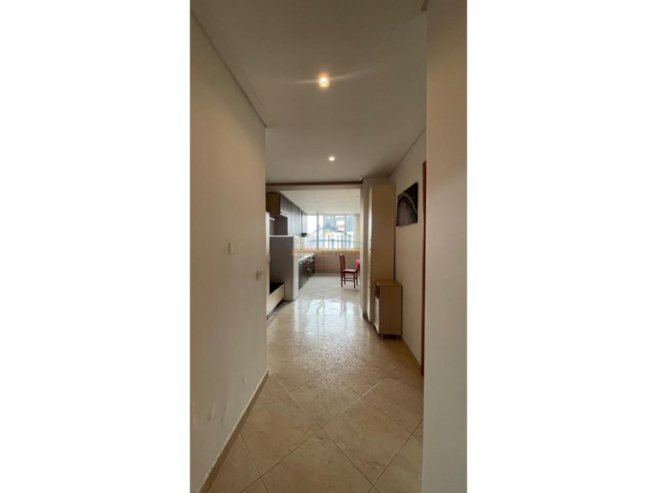 Tirane, shitet apartament 2+1 Kati 4, 99 m² 190.000 € (ISH PARKU I AUTOBUSAVE)