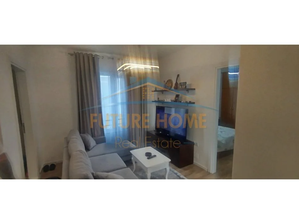 Tirane, jepet me qera apartament 2+1 Kati 5, 68 m² 500 € 