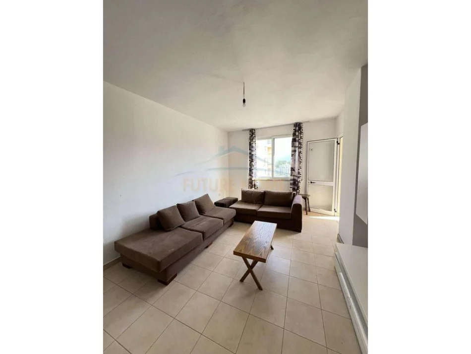 Tirane, shitet apartament 1+1 Kati 8, 73 m² 90.000 € (Unaza e Re)