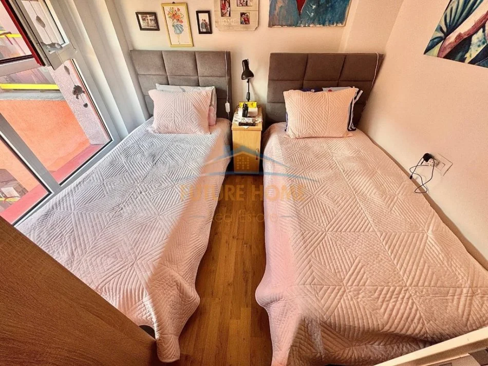 Tirane, shitet apartament 2+1 Kati 8, 82 m² 129.000 € (Ali Dem)