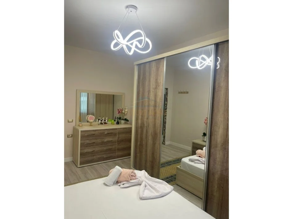 Tirane, 1+1 Kati 9, (rruga e kosovarve)