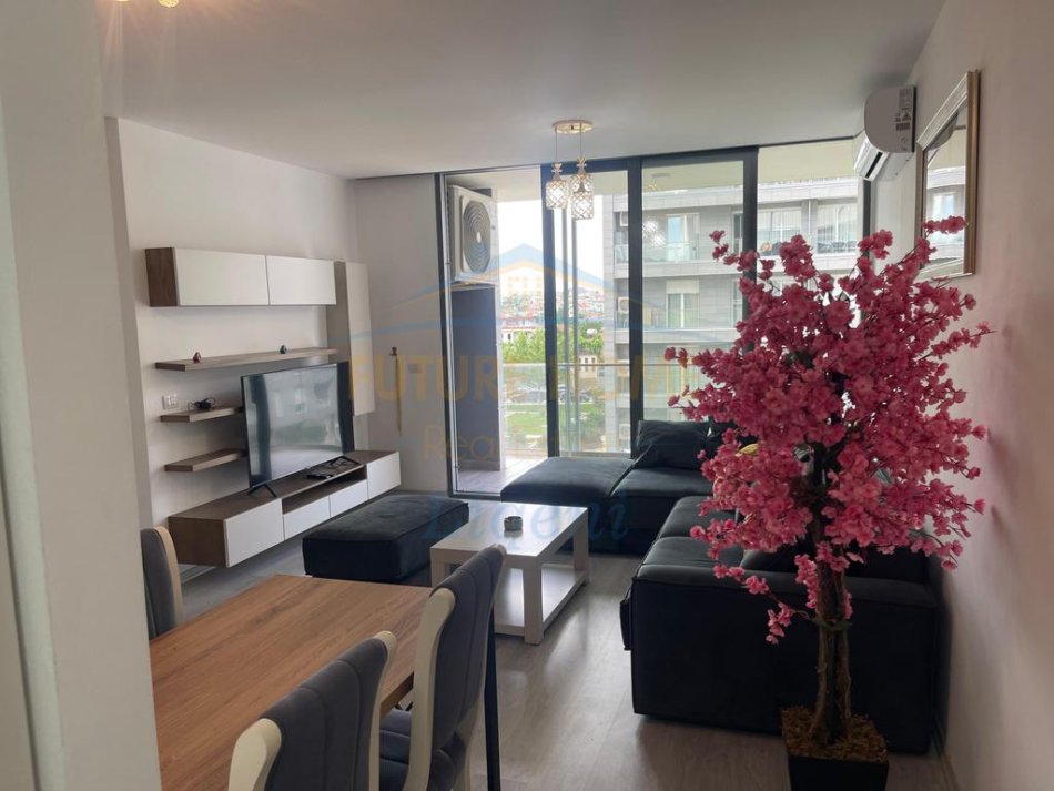 Tirane, jepet me qera apartament 2+1 Kati 3, 94 m² 750 € (Don Bosko)