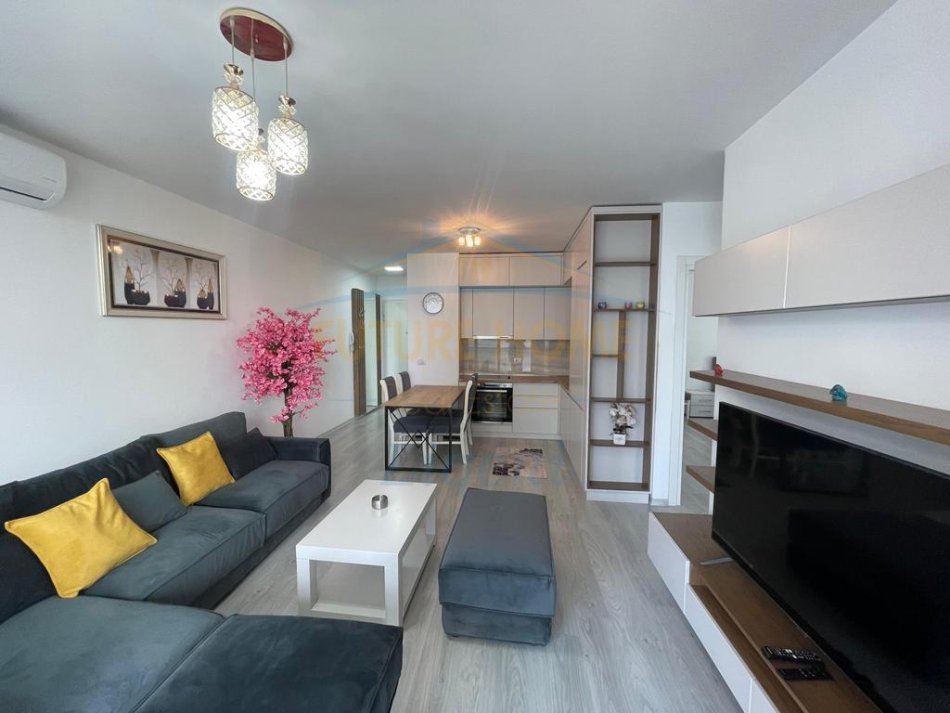 Tirane, jepet me qera apartament 2+1 Kati 3, 94 m² 750 € (Don Bosko)