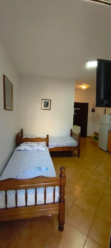 Mali Robit, shitet apartament 1+1+Ballkon Kati 1, 33 m² 50.000 € (Mali i Robit)