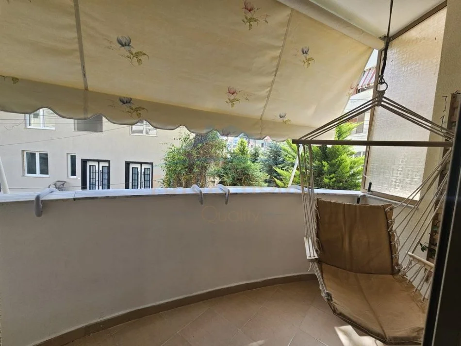 Durres, jepet me qera apartament 1+1+Aneks+Ballkon , 65 m² 320 € (Golem)