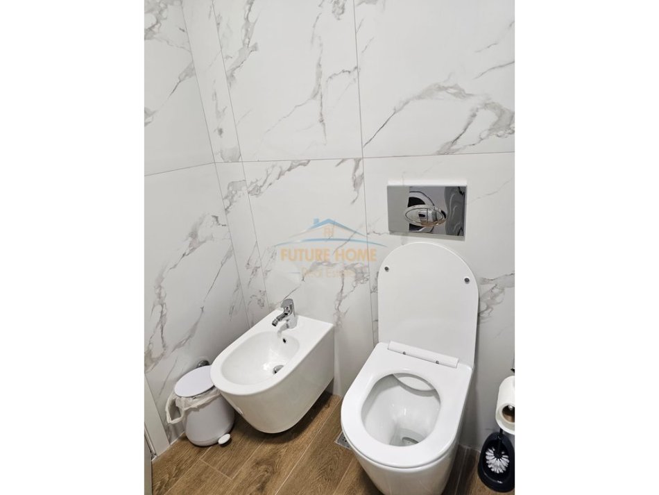 Tirane, jepet me qera apartament 2+1 Kati 4, 105 m² 750 € (Rruga Jordan Misja)