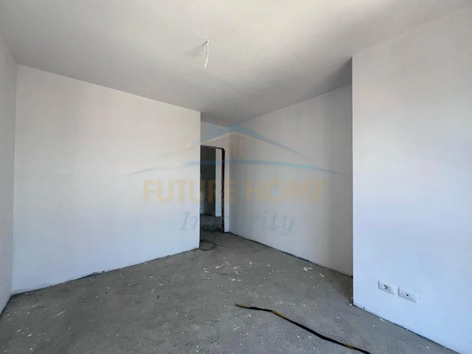 Tirane, shitet apartament 1+1 Kati 6, 65 m² 105,000 € (Dogana)