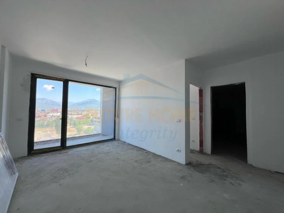 Tirane, shitet apartament 1+1 Kati 6, 65 m² 105,000 € (Dogana)