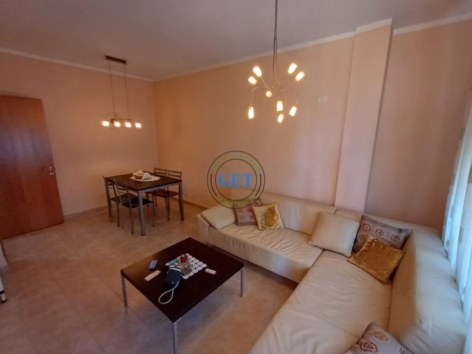 Durres, jepet me qera apartament 1+1 Kati 4, 60 m² 300 € (Golem, Durrës)