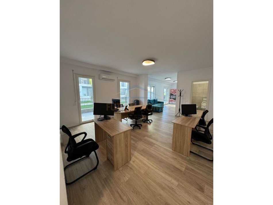 Shitet apartament 2+1+2 Kati 0, 82 m² 107.000 € (Univers City)