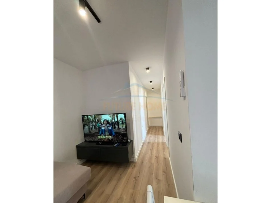 shitet apartament 2+1+Ballkon Kati 6, 65 m² 100.000 € (Golem, Durres)