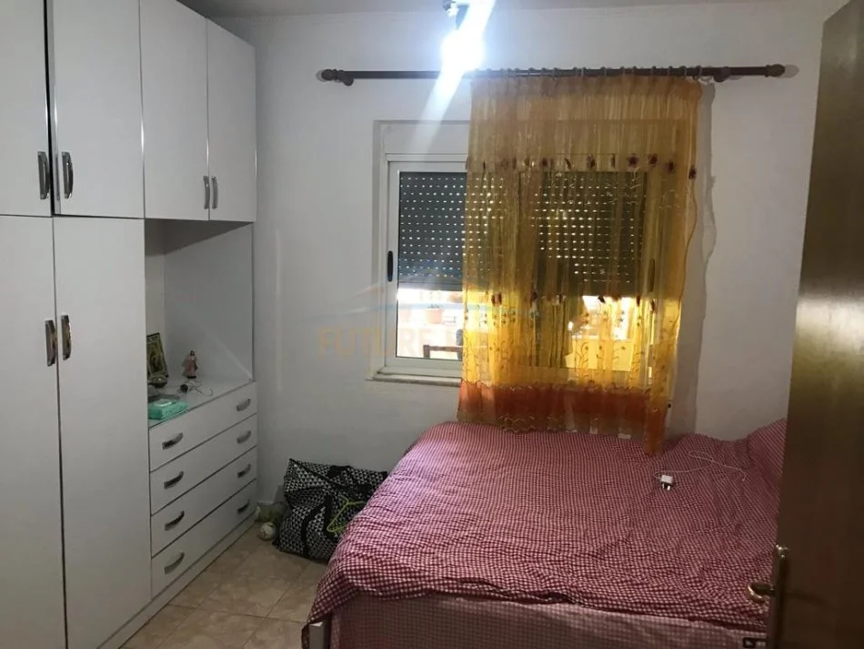 Tirane, jepet me qera apartament 3+1 Kati 2, 120 m² 1.000 € (Don Bosko, Tiranë)