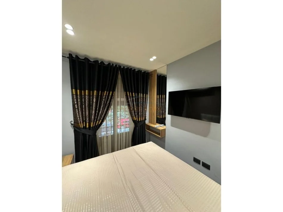 Tirane, shitet apartament 1+1 Kati 1, 58 m² 171.900 € (Shallvaret)