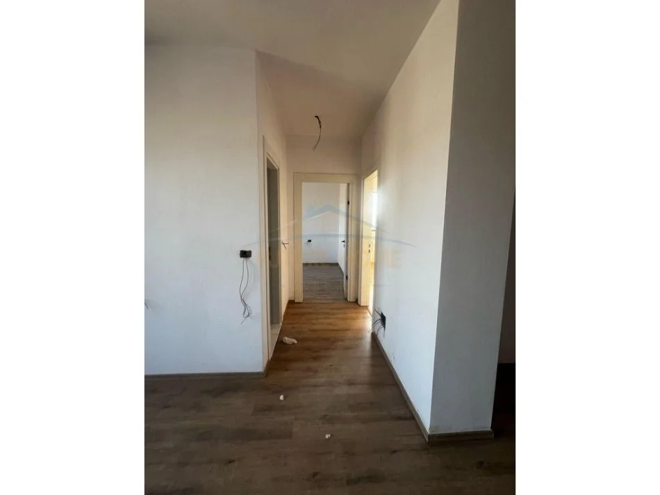 shitet , 96 m² 76.800 €