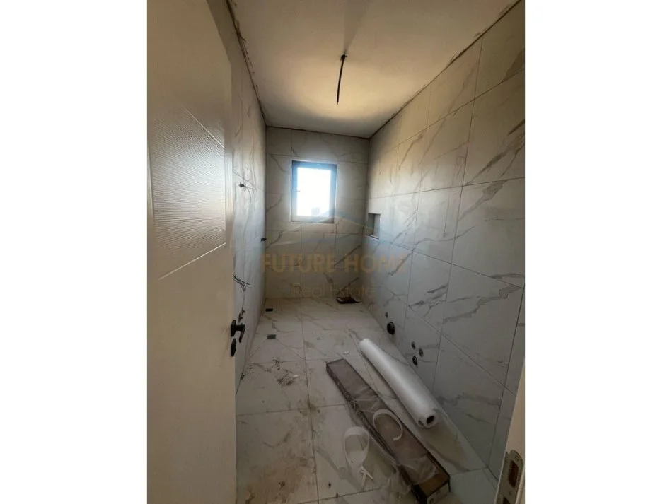 shitet , 96 m² 76.800 €