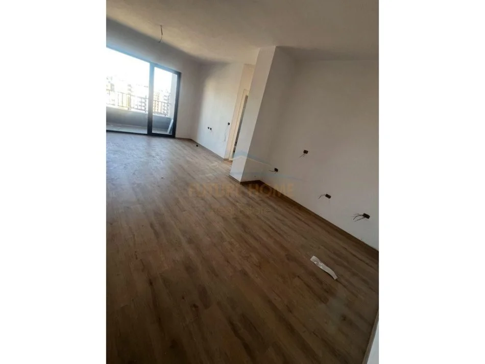 shitet , 96 m² 76.800 €
