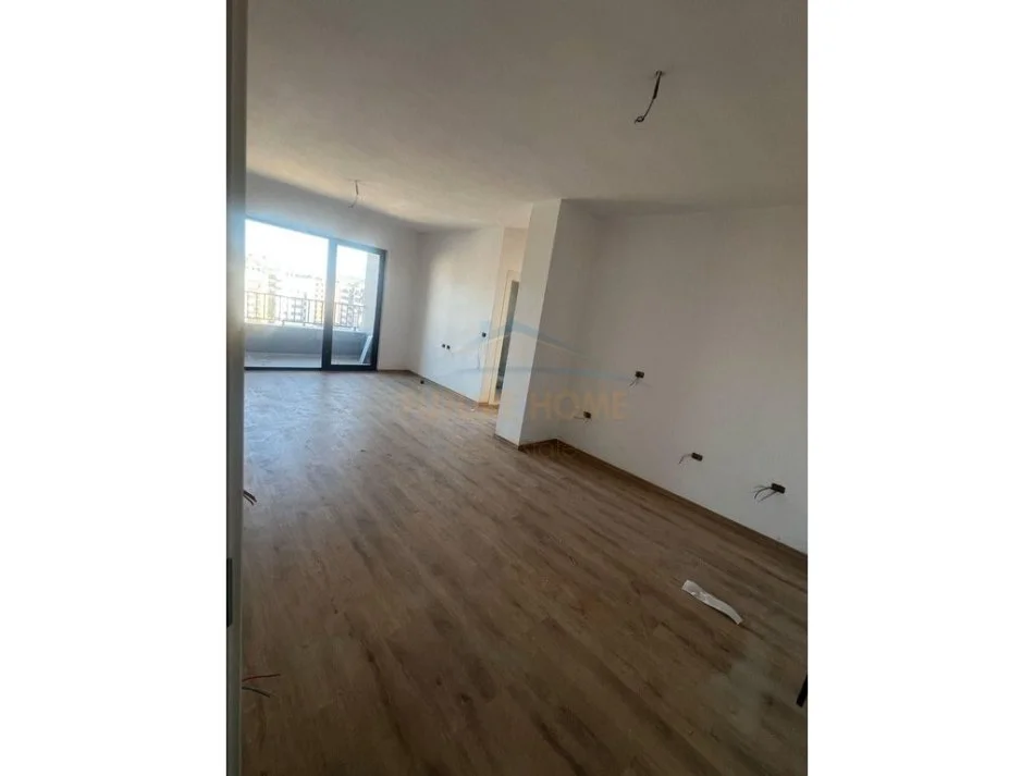 shitet , 96 m² 76.800 €
