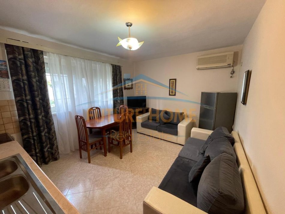 Tirane, jepet me qera apartament 2+1 Kati 2, 73 m² 500 € (21 Dhjetori mbrapa bar &quot;Oslo&quot;.)