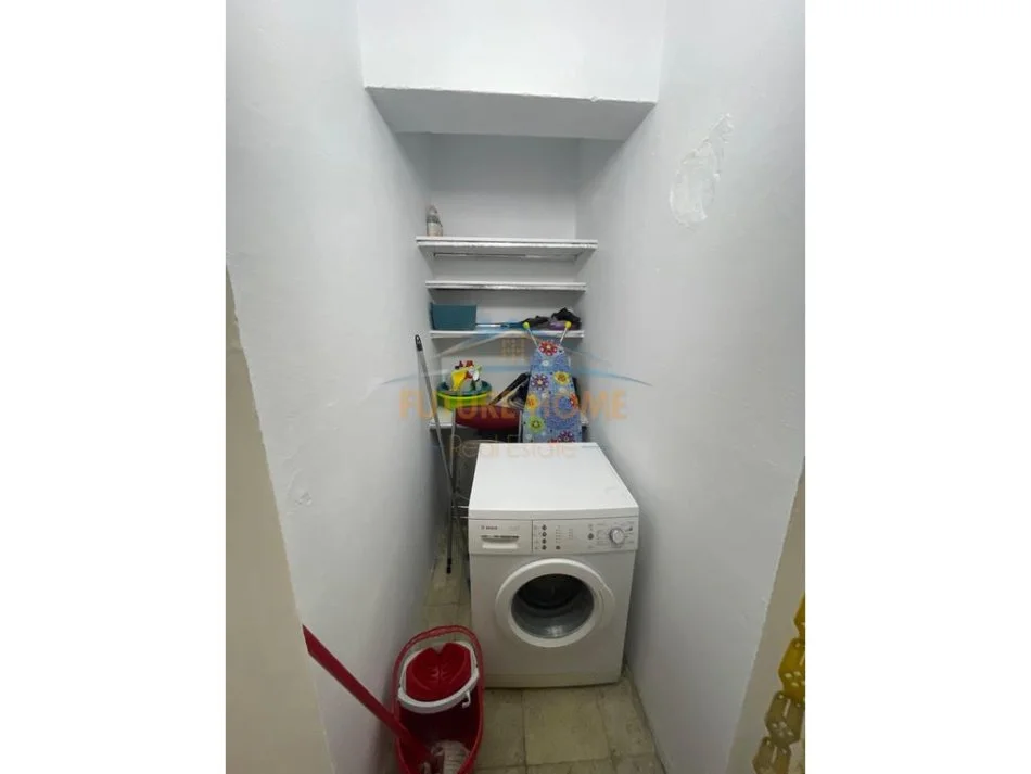Tirane, jepet me qera apartament 2+1 Kati 2, 74 m² (21 Dhjetori, Tirane)