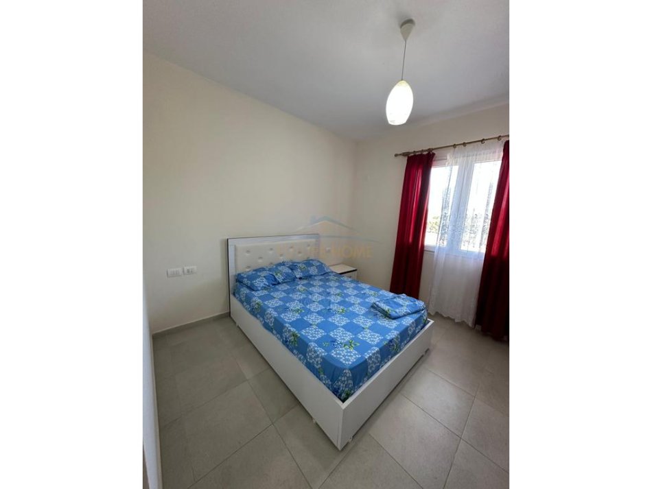 Tirane, shitet apartament 2+1 Kati 4, 53 m² 85.280 € (Gjiri i Lalzit)