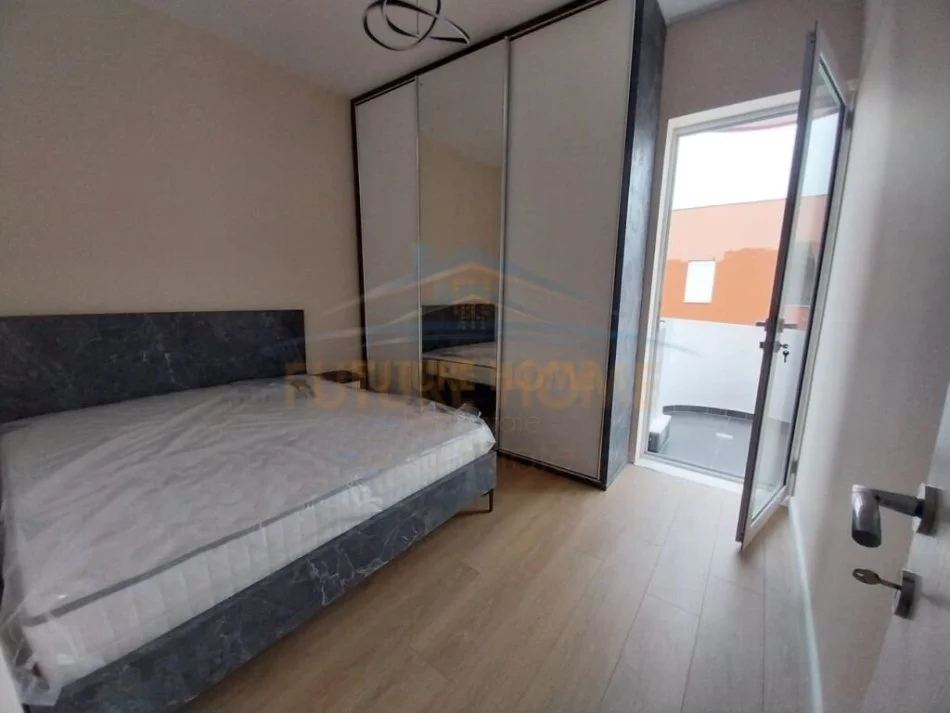 Tirane, shitet apartament 2+1 Kati 8, 88 m² 143.000 €  DB53431