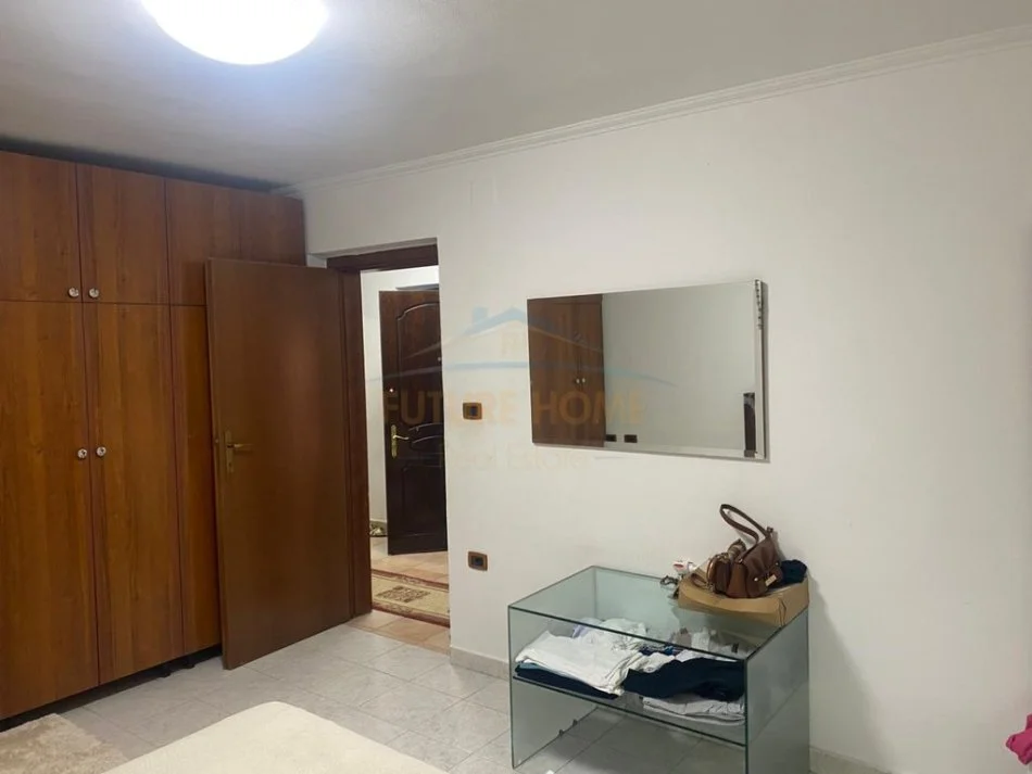 Tirane, shitet 2+1+Ballkon Kati 2, 96 m² 260.000 € (Sheshi Willson)