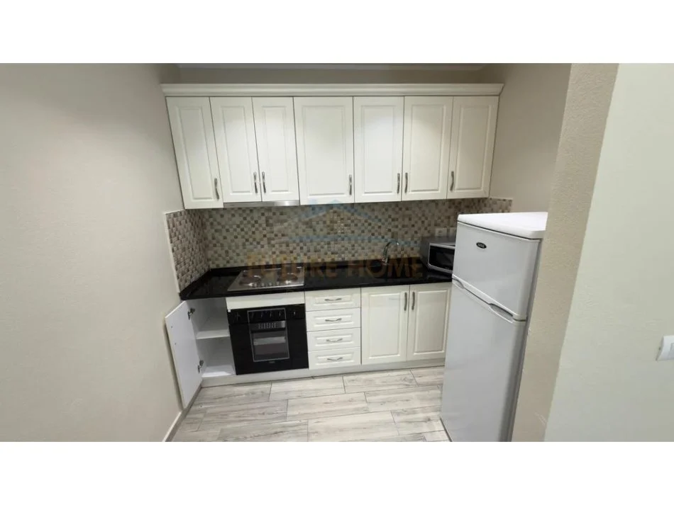 Rrota e kuqe Plazh, shitet apartament 2+1+Ballkon Kati 5, 106 m² 210.000 € (Durres)