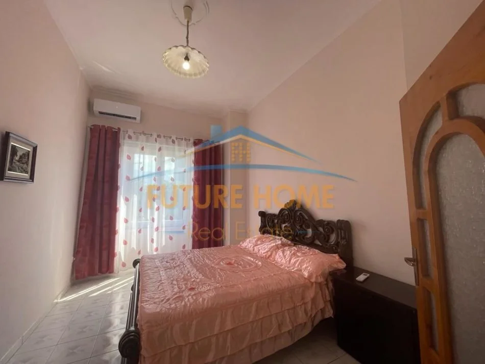 Tirane, jepet me qera apartament 2+1 Kati 4, 82 m² 600 € (Shallvaret)
